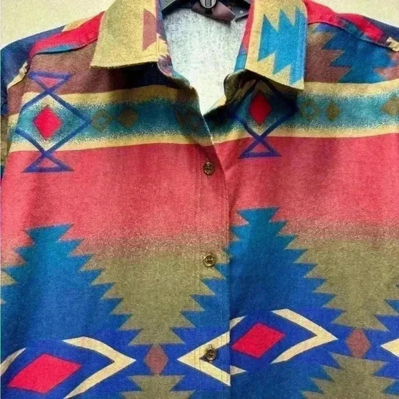 Woolrich Vintage Women’s Aztec Southwestern Flannel Long Sleeve Shirt Size Small - Picture 2 of 5